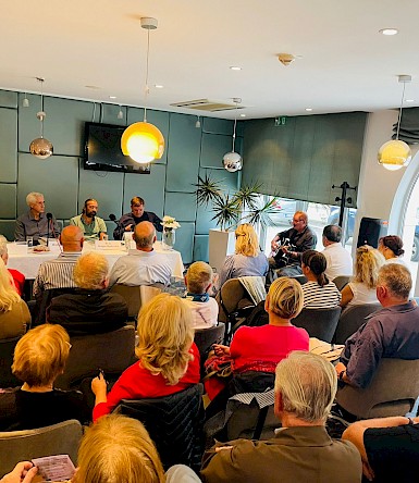 „Two Houses Above the Sea“ presented in Makarska and Vela Luka